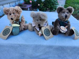BOYDS BEARS 3 PLUSH BEARS. BEAR 1 NUTMEG 1999, BEAR 2 ASHLIE 1999, BEAR 3 NO NAM